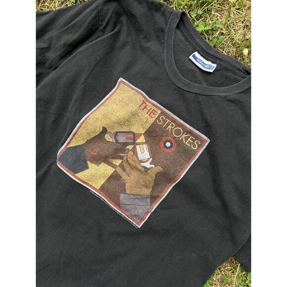 Vintage The Strokes Room on Fire Tour Tee Medium Black 2003 - Picture 2 of 6